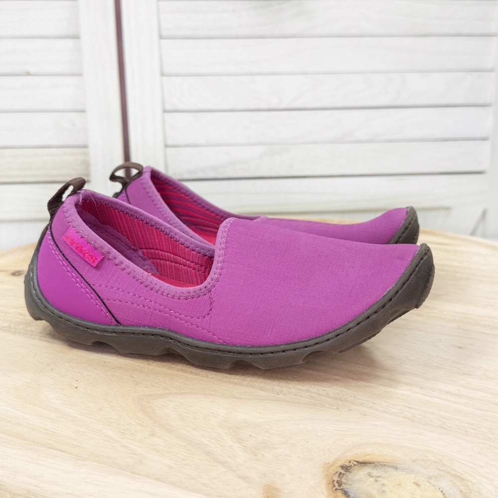 Crocs Busy Day Stretch Skimmer Slip‎ On Flat Pink Size 4 Women 2 Girls